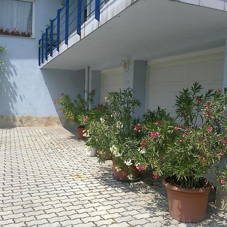 Laguna Apartmanhaz Apartment Heviz Exterior photo