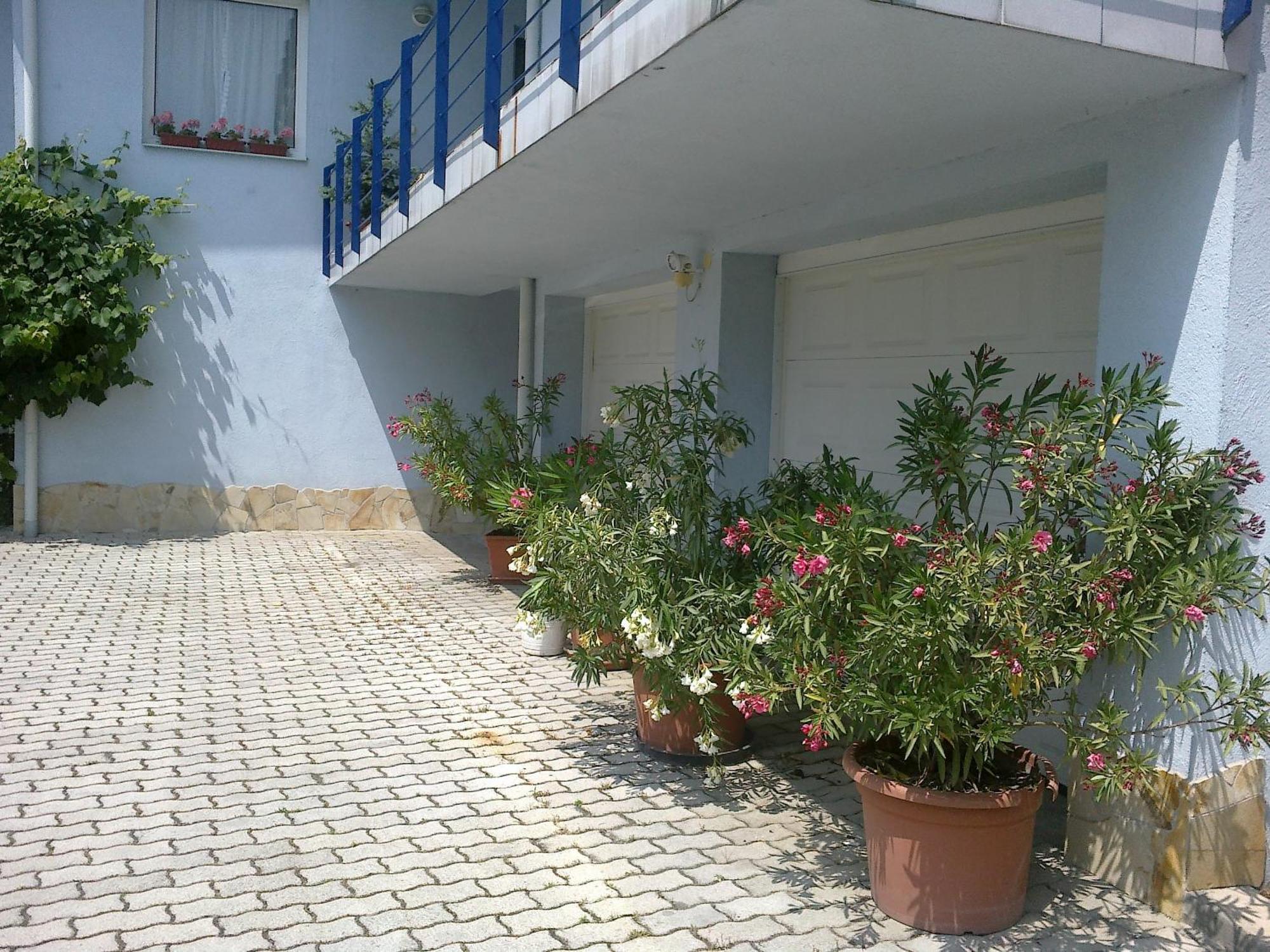 Laguna Apartmanhaz Apartment Heviz Exterior photo